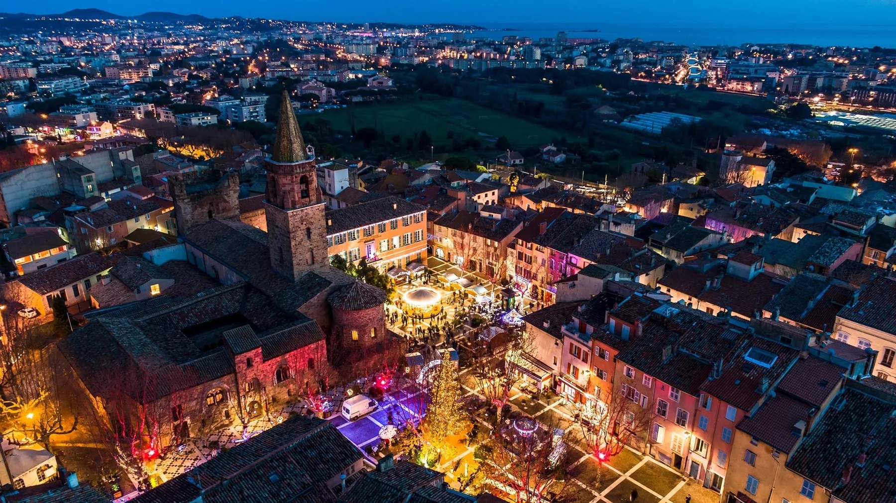 Fréjus de nuit